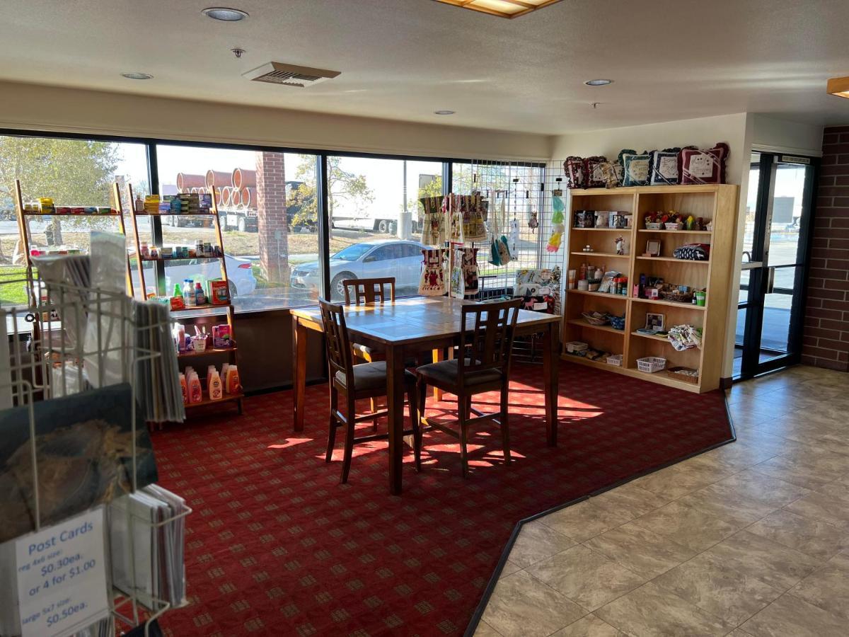 Oquirrh Mountain Inn 툴레 외부 사진