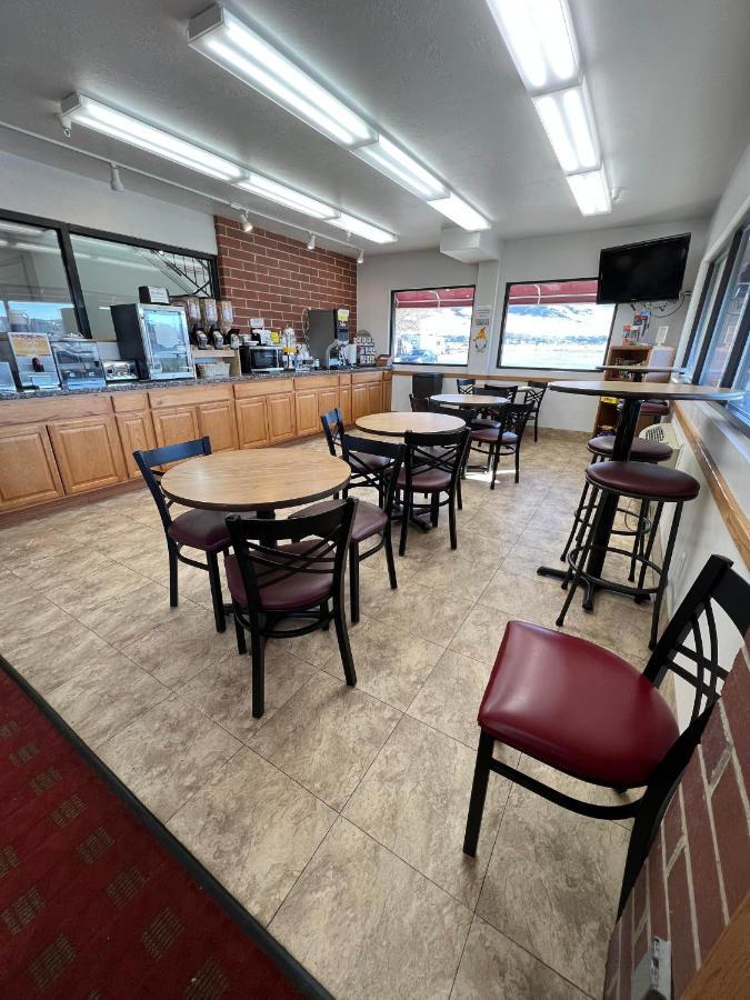 Oquirrh Mountain Inn 툴레 외부 사진