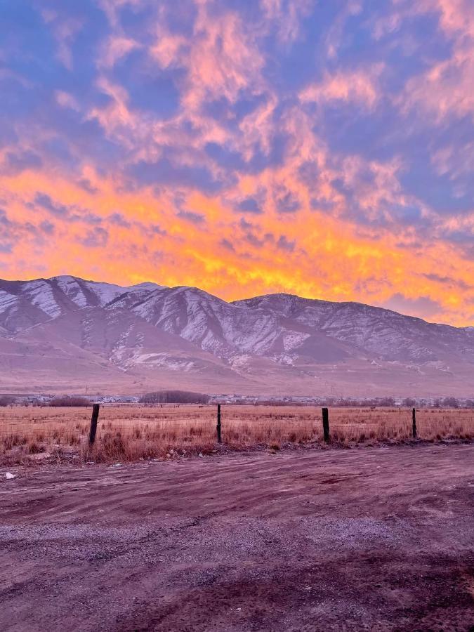 Oquirrh Mountain Inn 툴레 외부 사진